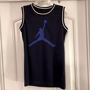 Jumpman Jordan 23 jersey - boys size L